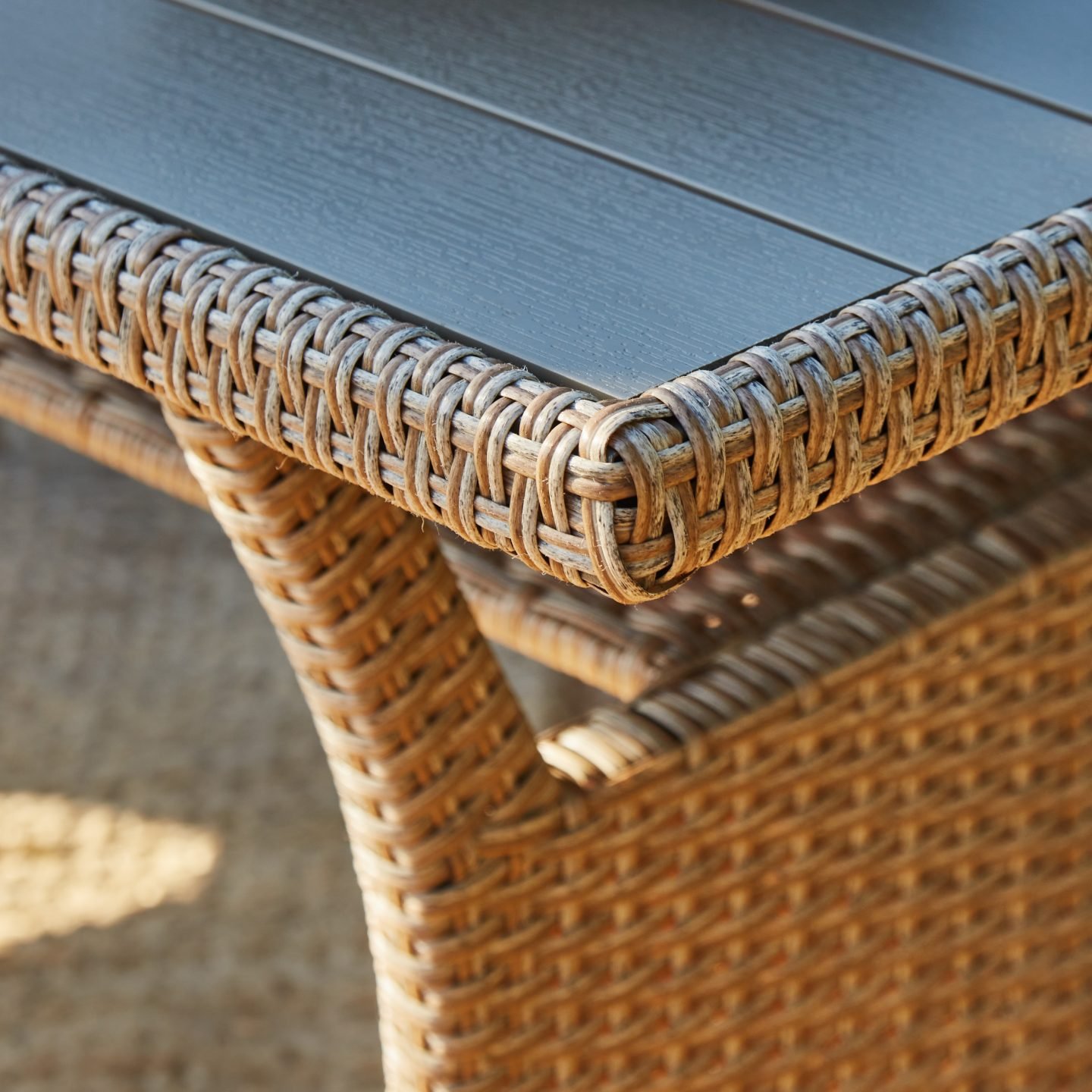 Conjunto de rattan sintético de jardim de canto e aço com mesa alta - Verona - Image 4