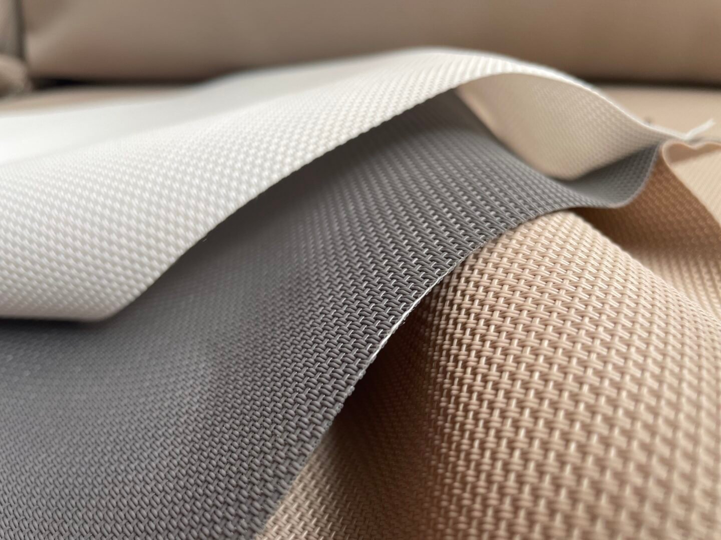 Textilene fabric width 142 cm - Color White - Image 2