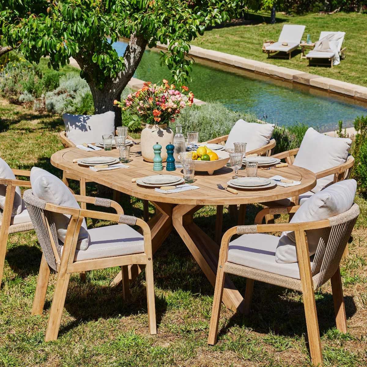 Conjunto mesa y sillas jardín